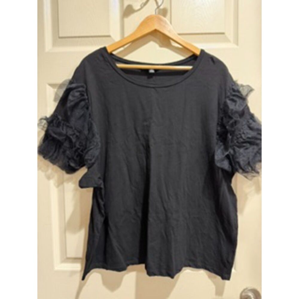 Lea & Viola Black Ruffle Sleeve Tee